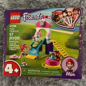 LEGO Friends Puppy Playground with Mia NEW in box! LEGO #41396 - 57 pieces